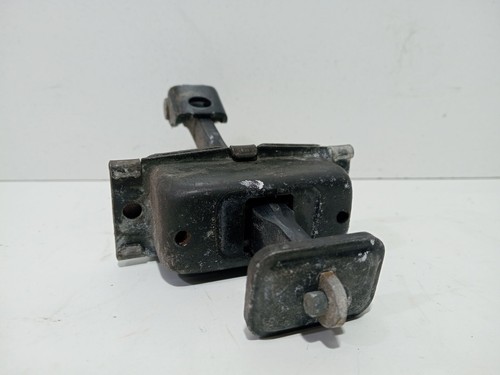 Mercedes 163 door stop - door,